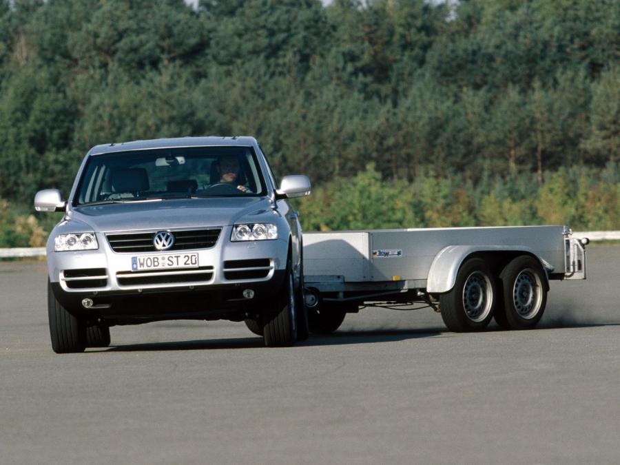  Volkswagen Touareg V6 TDi 2004 года  (фото 4 из 9)